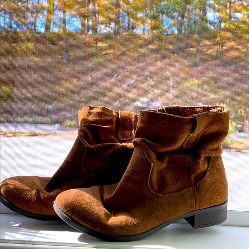 American Eagle Outfitters Booties